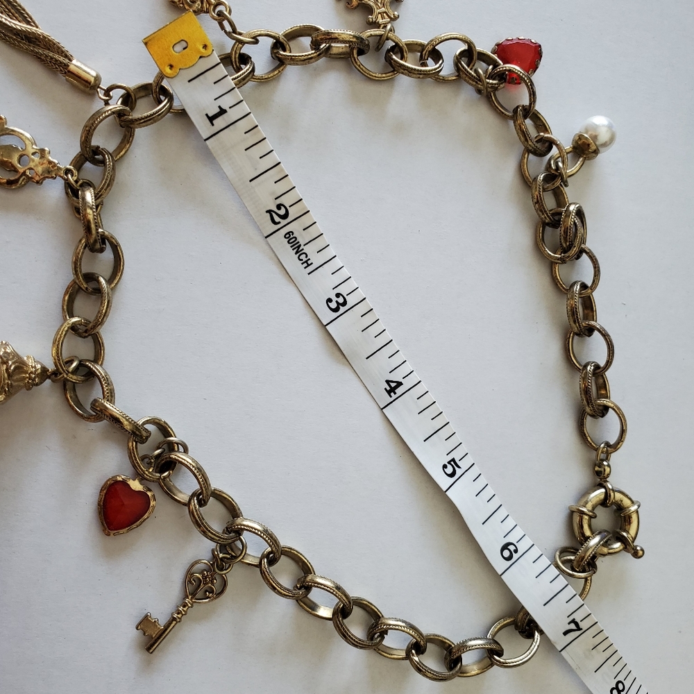Chocker - Picture 2 of 3